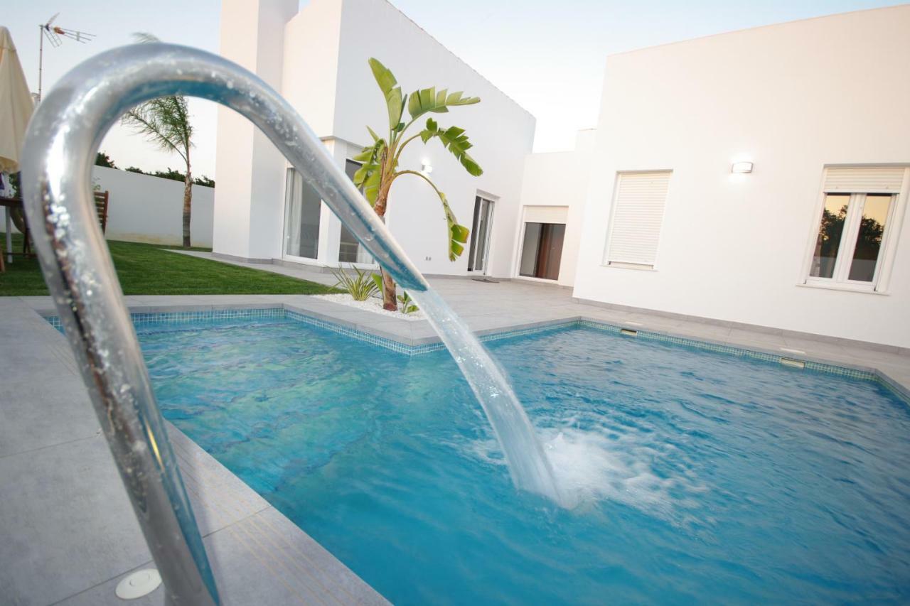 קוניל דה לה פרונטרה Chalet Deluxe Wifi Gratis מראה חיצוני תמונה